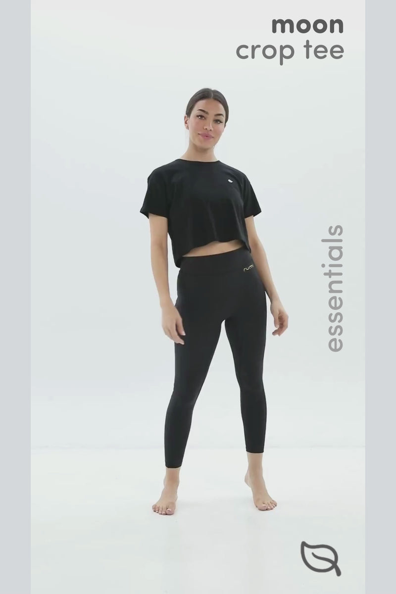 W Moon Tee Cropped - Black